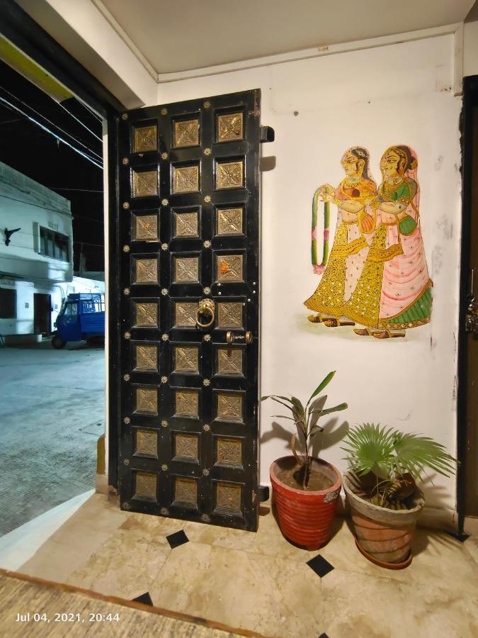 Hostel The Rustic Monk Udaipur Exterior foto