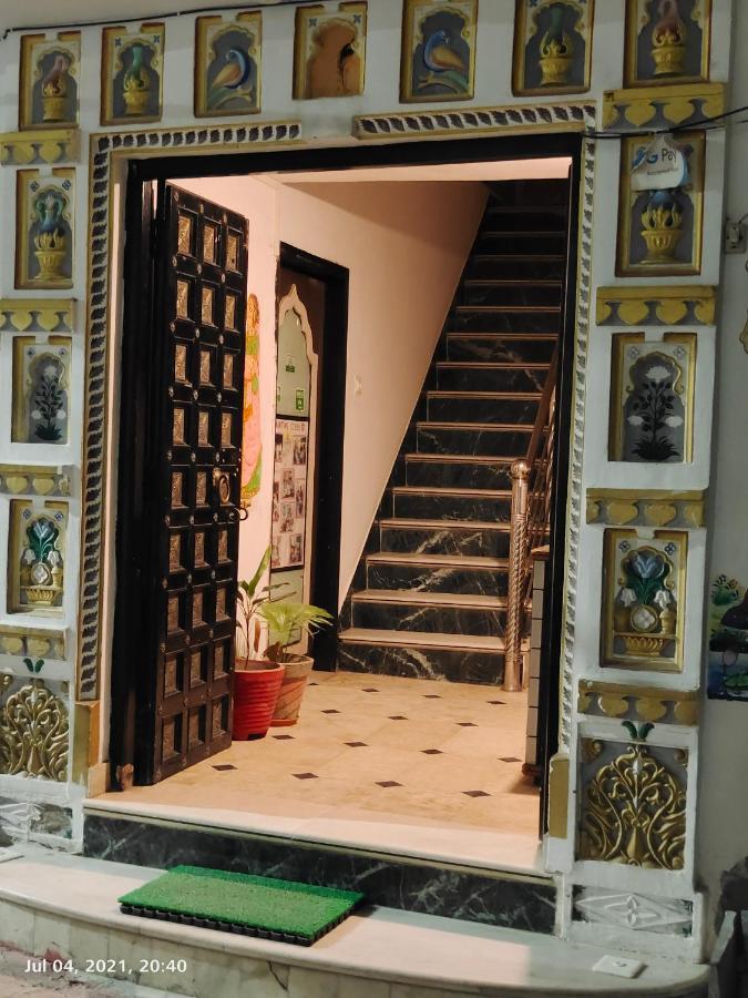 Hostel The Rustic Monk Udaipur Exterior foto