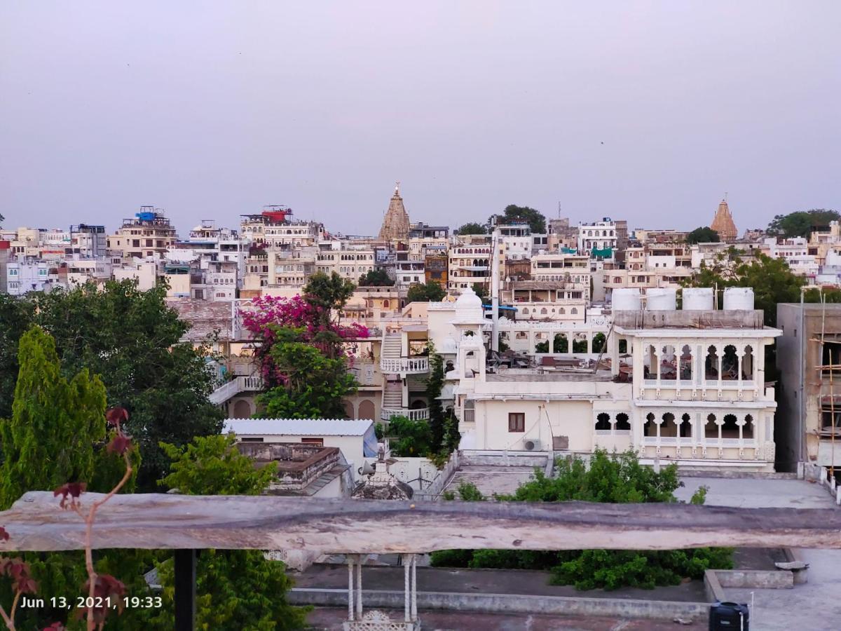 Hostel The Rustic Monk Udaipur Exterior foto