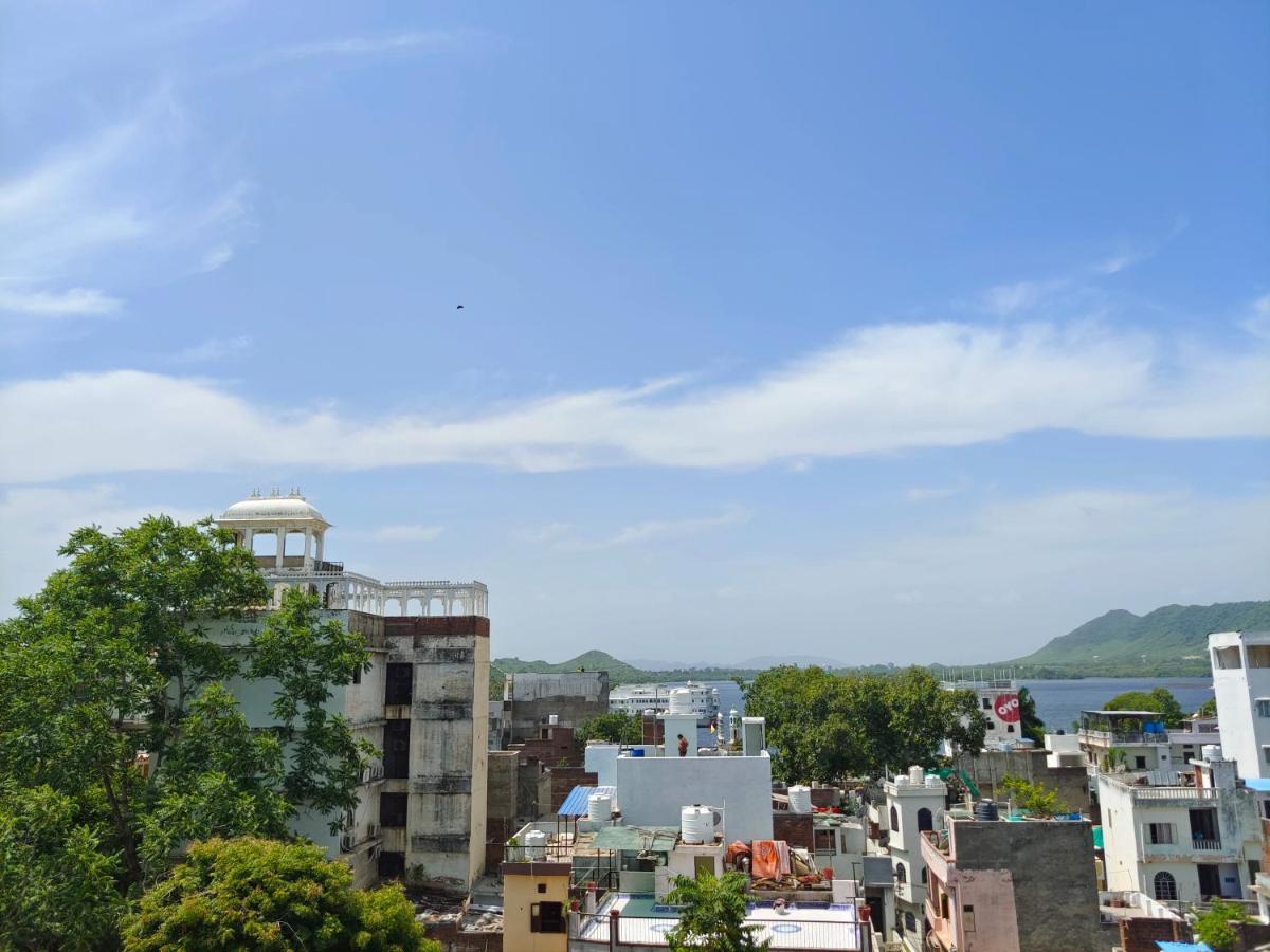 Hostel The Rustic Monk Udaipur Exterior foto