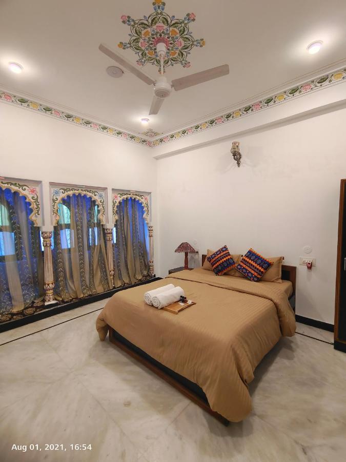 Hostel The Rustic Monk Udaipur Exterior foto