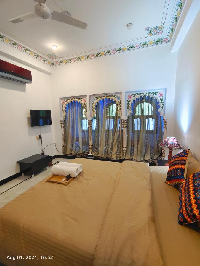 Hostel The Rustic Monk Udaipur Exterior foto
