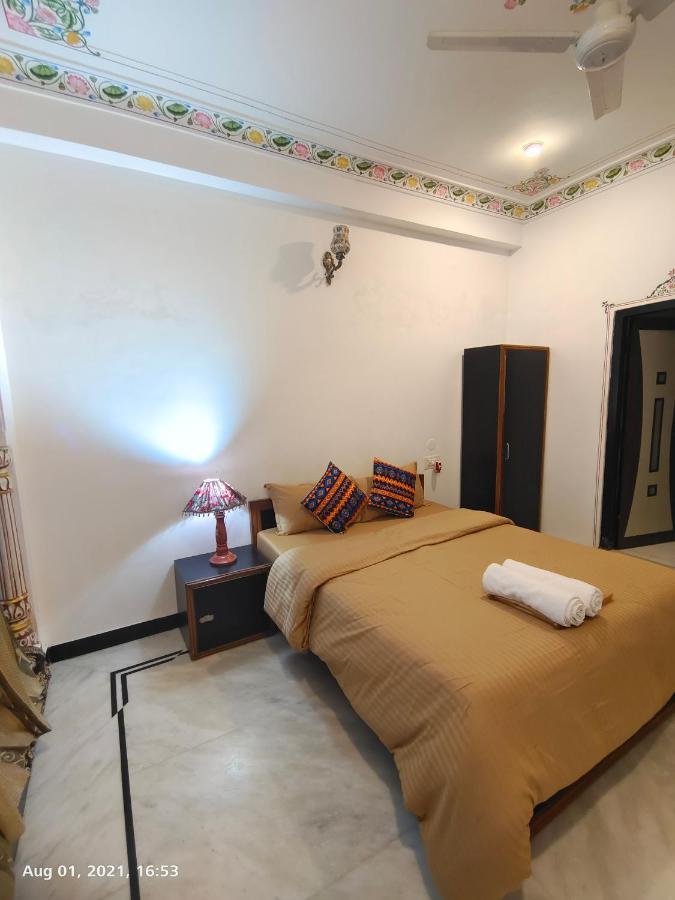 Hostel The Rustic Monk Udaipur Exterior foto