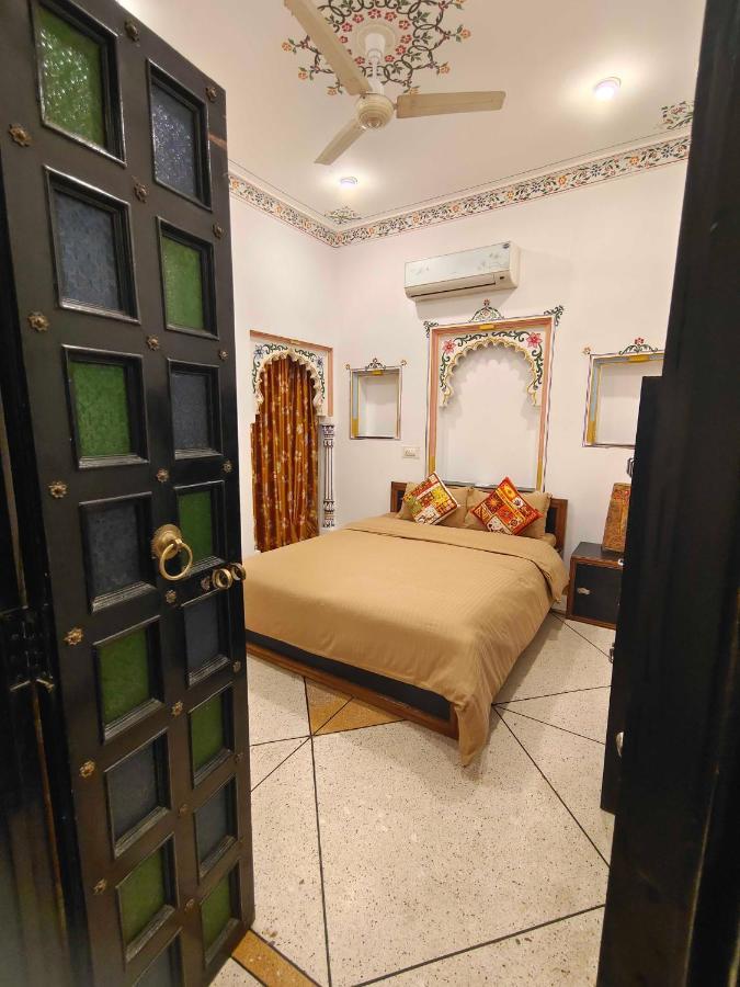 Hostel The Rustic Monk Udaipur Exterior foto